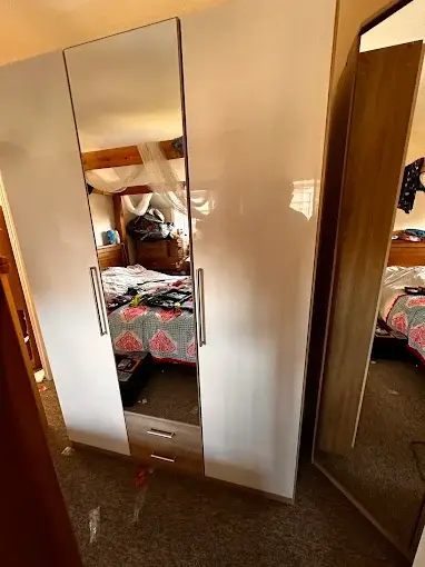 Wardrobe House Customer Delivery and installation London