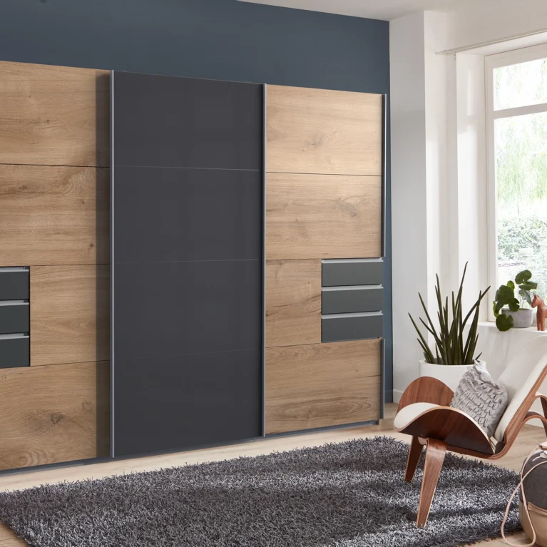 Eleanor 3 Door Sliding Oak Wardrobe | 270 CM