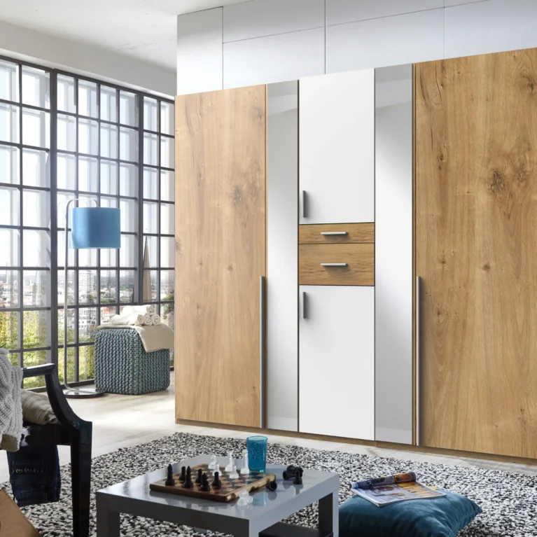 Warwick 5 Door Oak Wardrobe | 225 CM