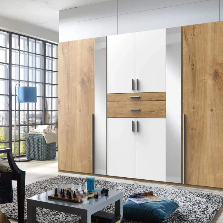 Warwick 6 Door Oak Wardrobe | 270 CM